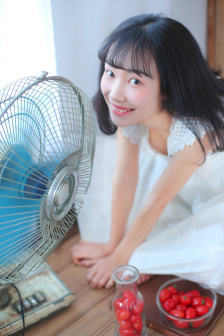 女邻居的大乳中文字幕BD